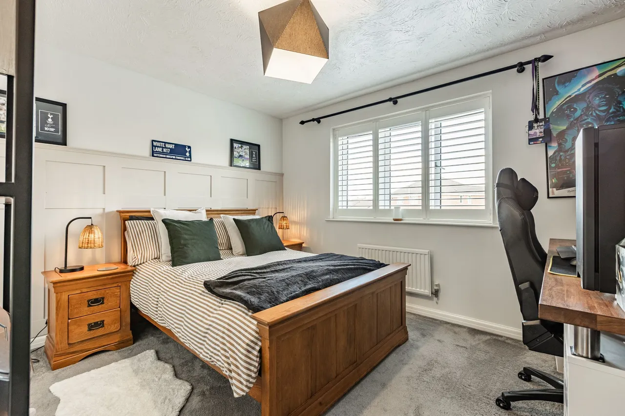 Substantial Detached Home in a Peacef, photo 12