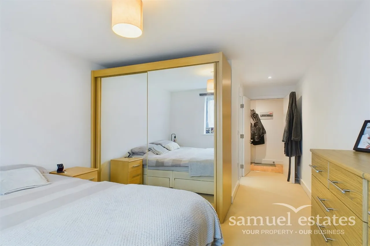 Chapter Way, Colliers Wood, SW19 2RP, photo 8