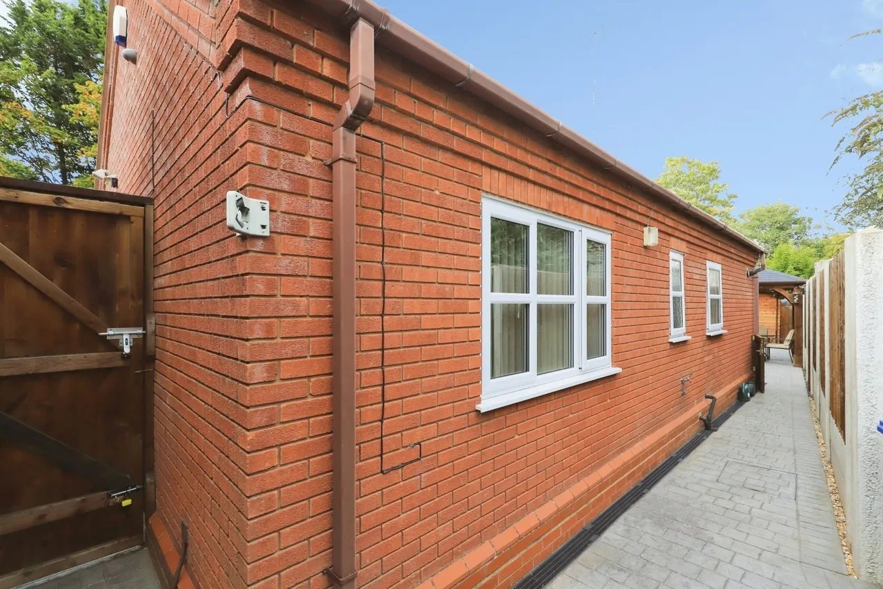Waterways Gardens, Stourbridge, DY8, photo 27