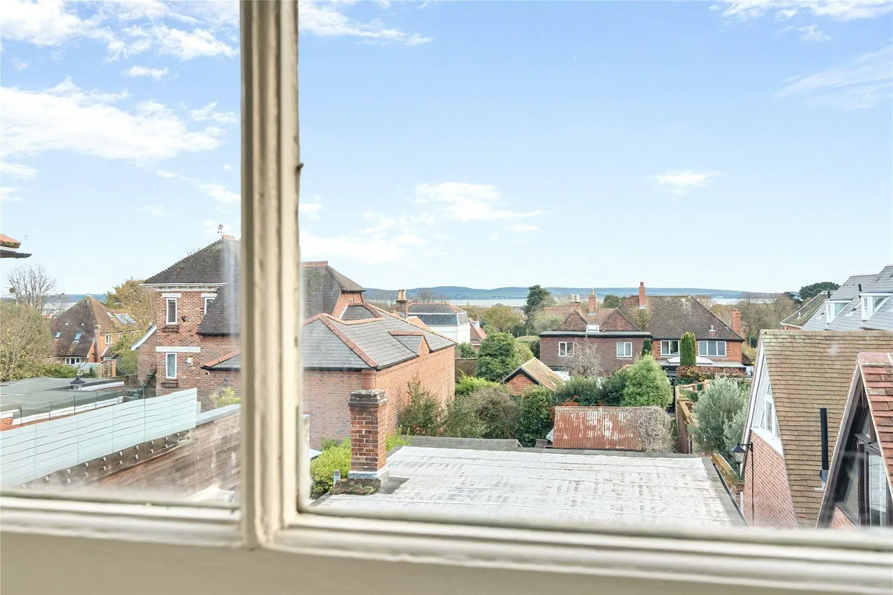 High Street, Lymington, Hampshire, SO41, photo 3