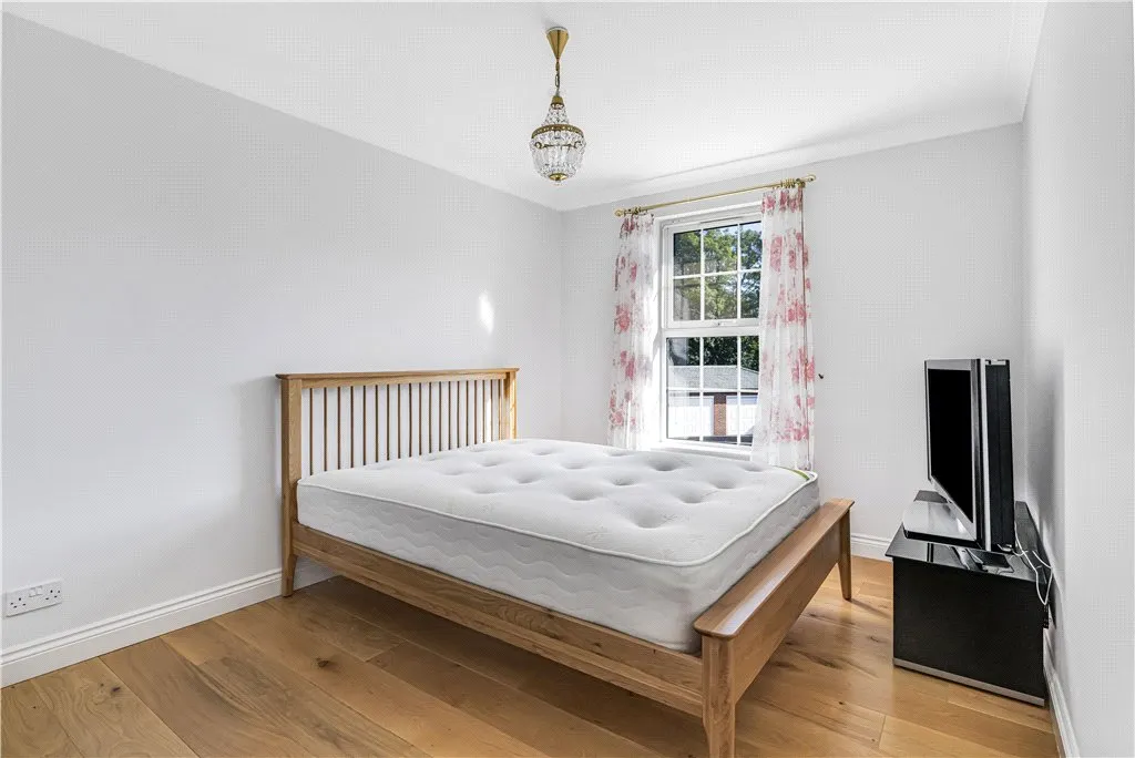 Ascot Wood, Station Hill, SL5, photo 16