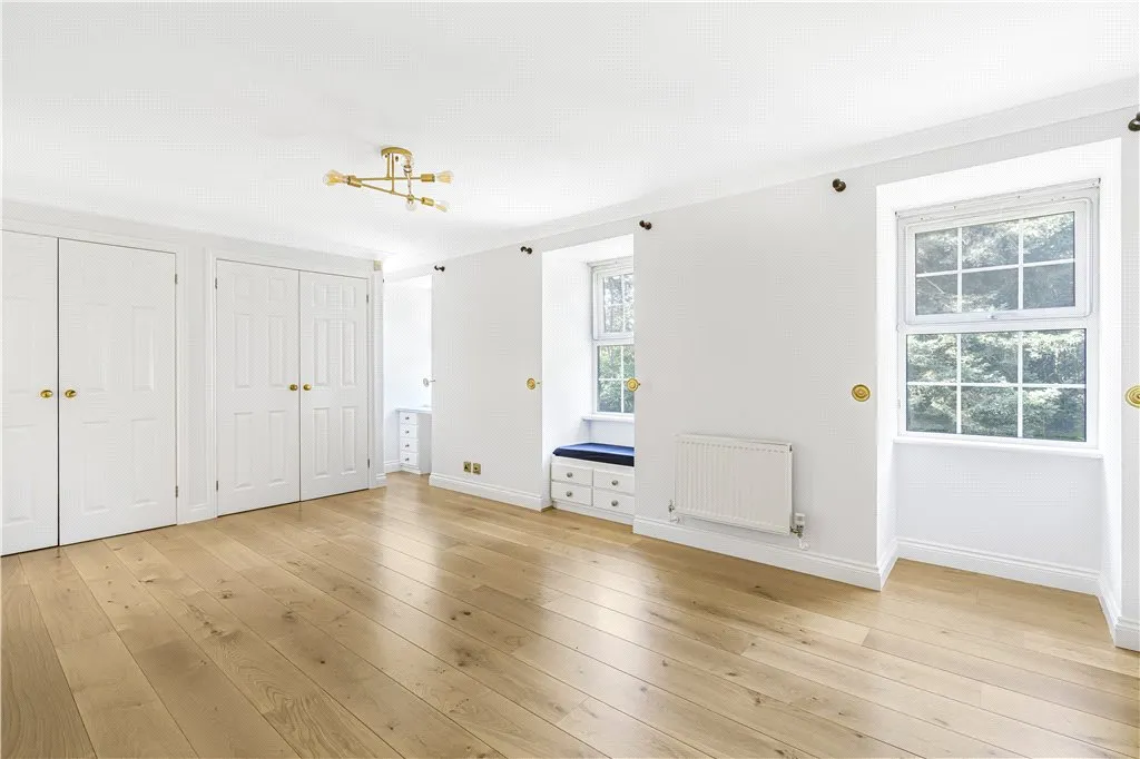 Ascot Wood, Station Hill, SL5, photo 4