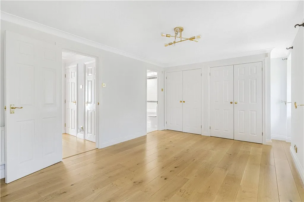 Ascot Wood, Station Hill, SL5, photo 13