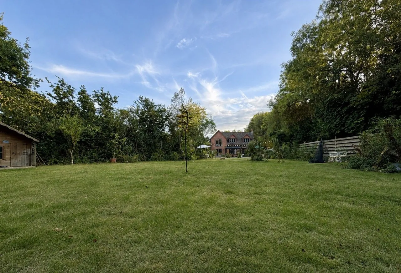5 bed house for sale, Bashley, New Milton, BH25