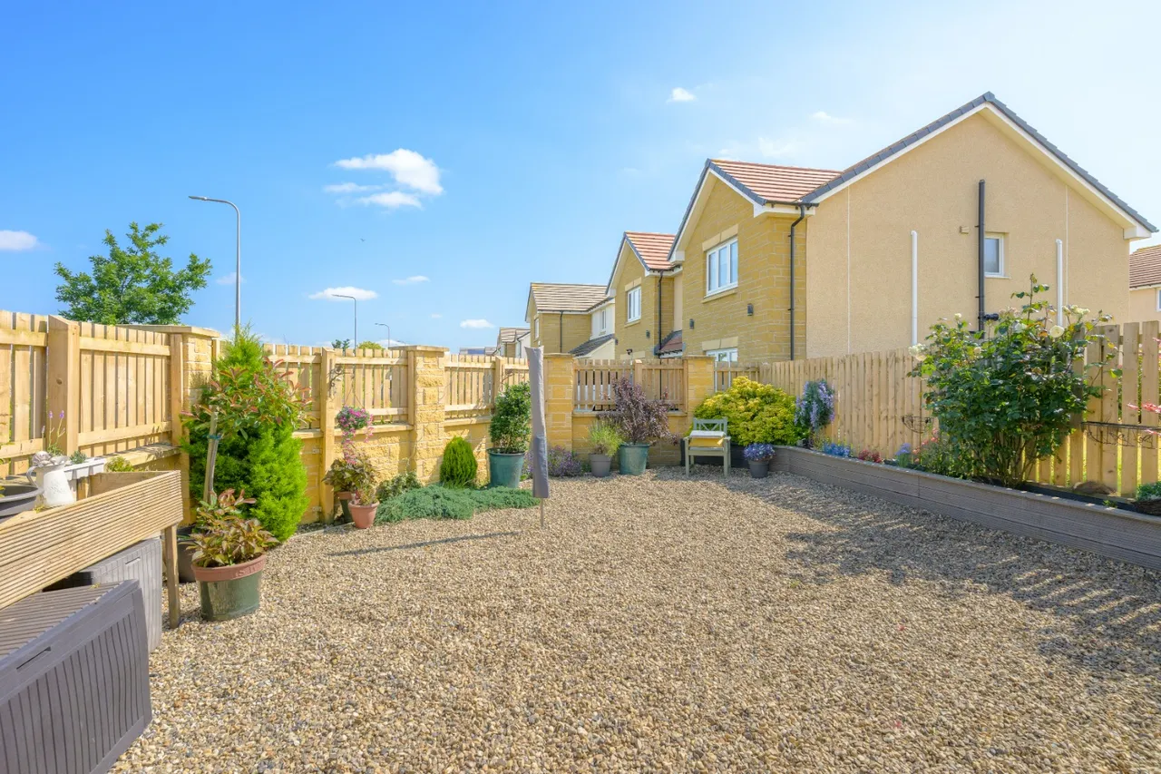 Curlew Way, Inverkeithing, KY11 1FF, photo 12