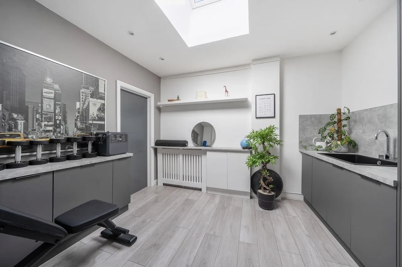 Mary Road, Wells, BA5, photo 19