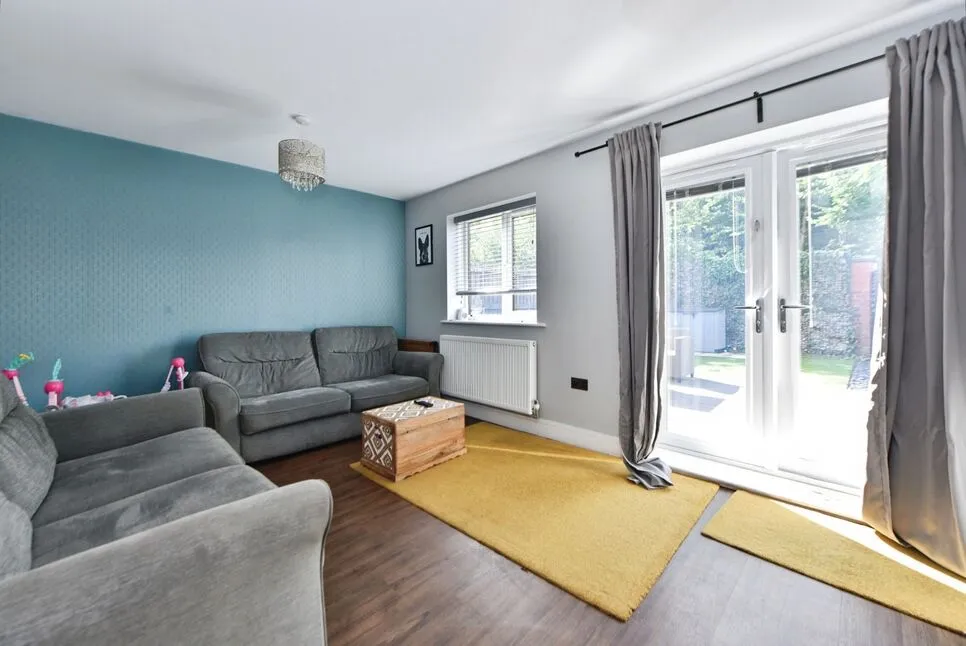 Steeple View Close, Hyde, Greater Manchester, SK14, photo 2