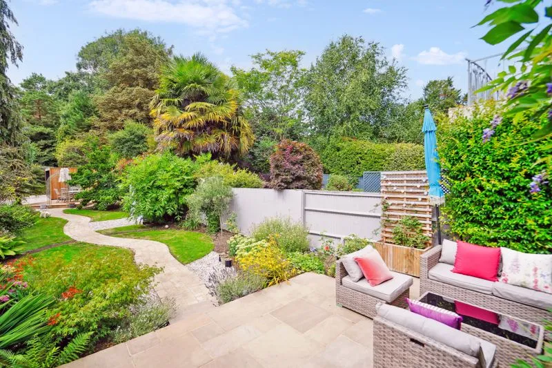 The Drive Abbotsbrook, Bourne End SL8 5RE, photo 4