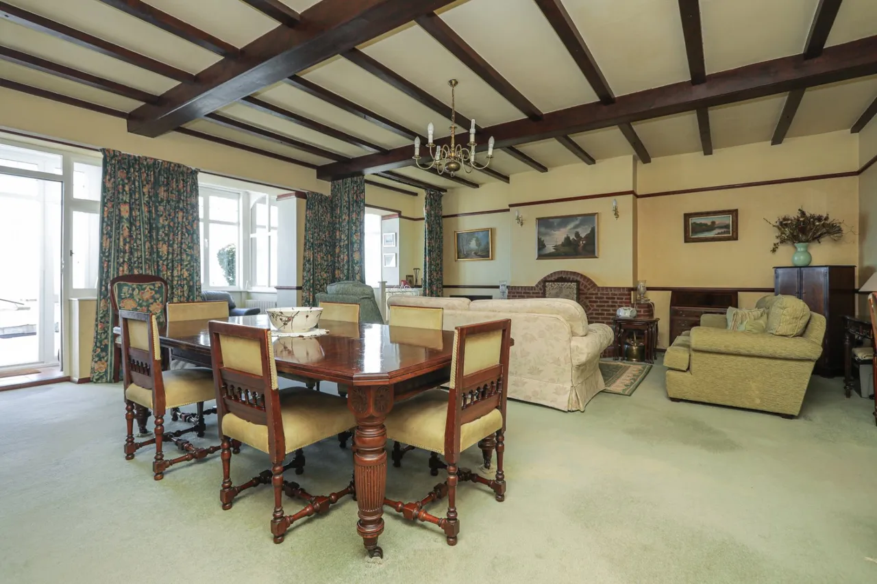 Salisbury Road, St. Margarets Bay, CT15, photo 9