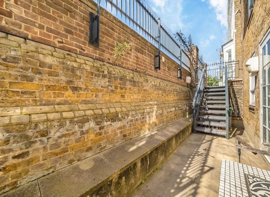Ferndale Road, Clapham, SW4, photo 10