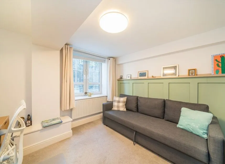 Ferndale Road, Clapham, SW4, photo 6