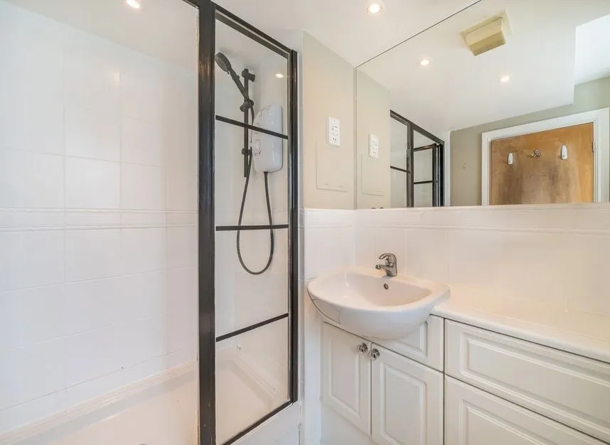 Ferndale Road, Clapham, SW4, photo 9