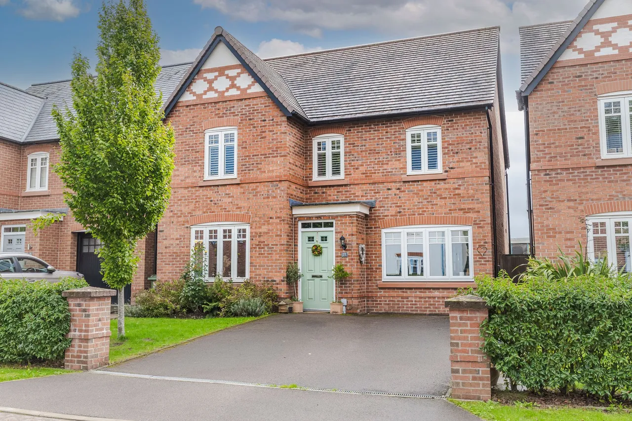 4 bed house for sale, Hazelhurst Way, Tarporley