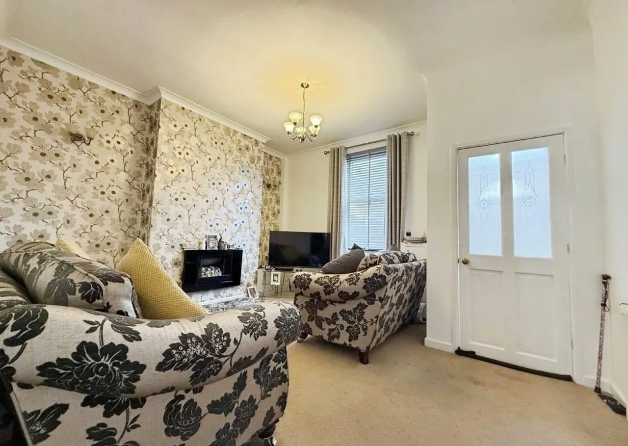 Astley Street, Leigh, WN7, photo 2