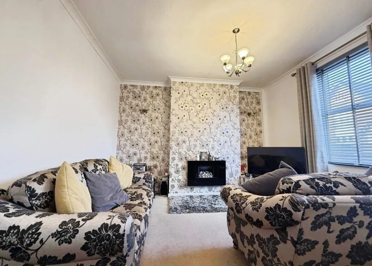 Astley Street, Leigh, WN7, photo 6
