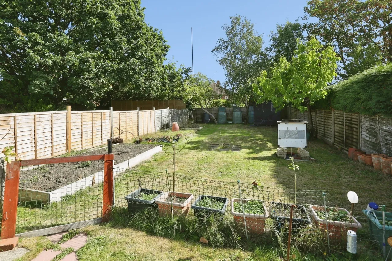 Barnes Lane, Sarisbury Green, SO31, photo 17