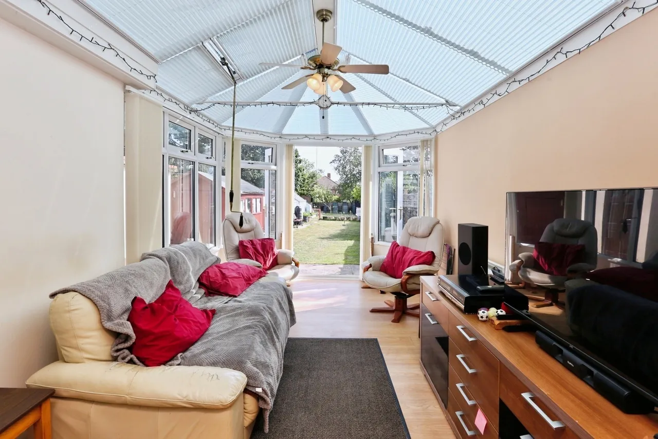 Barnes Lane, Sarisbury Green, SO31, photo 6