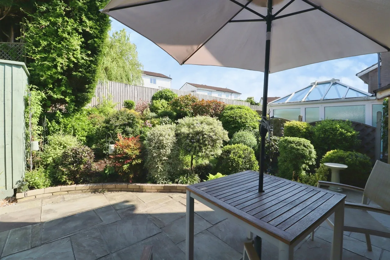 Clos Tawe, Barry, CF62, photo 13