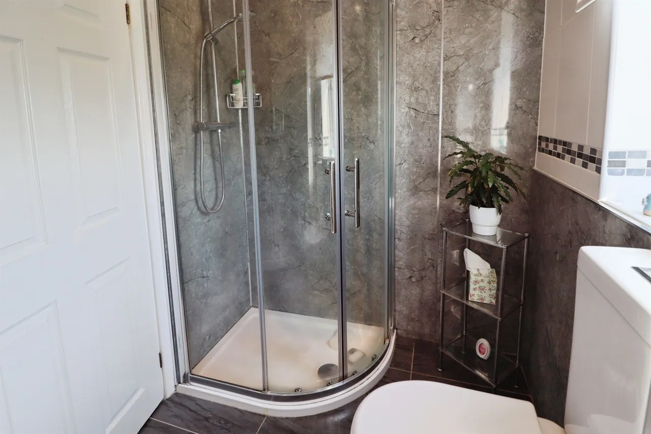 Clos Tawe, Barry, CF62, photo 11
