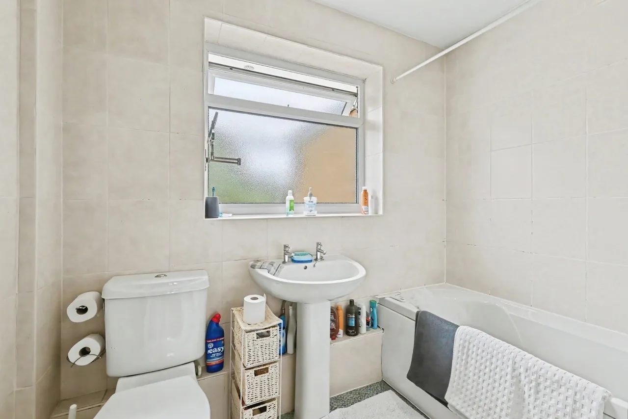 Grafton Way, Northampton, NN5, photo 16