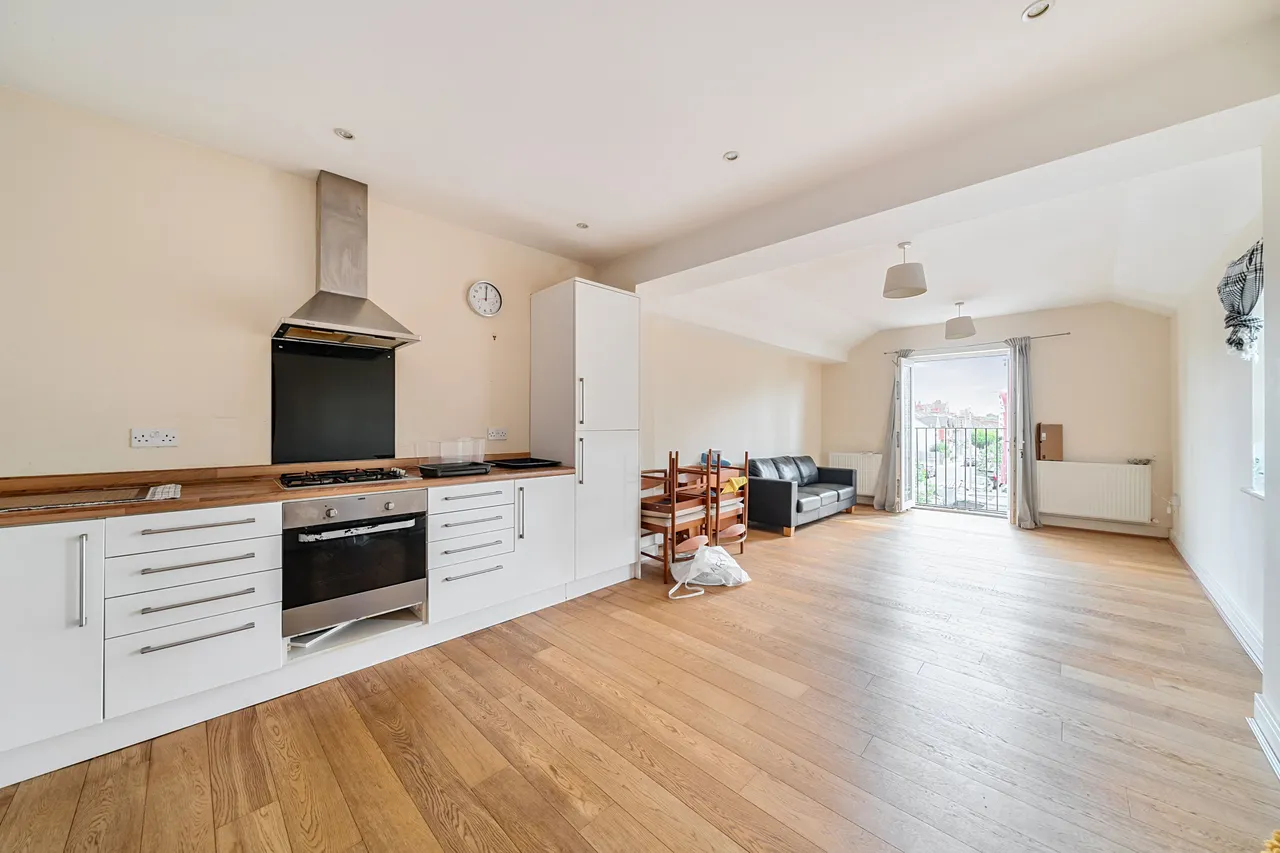 Flat B, 163 Mitcham Lane, London, photo 6