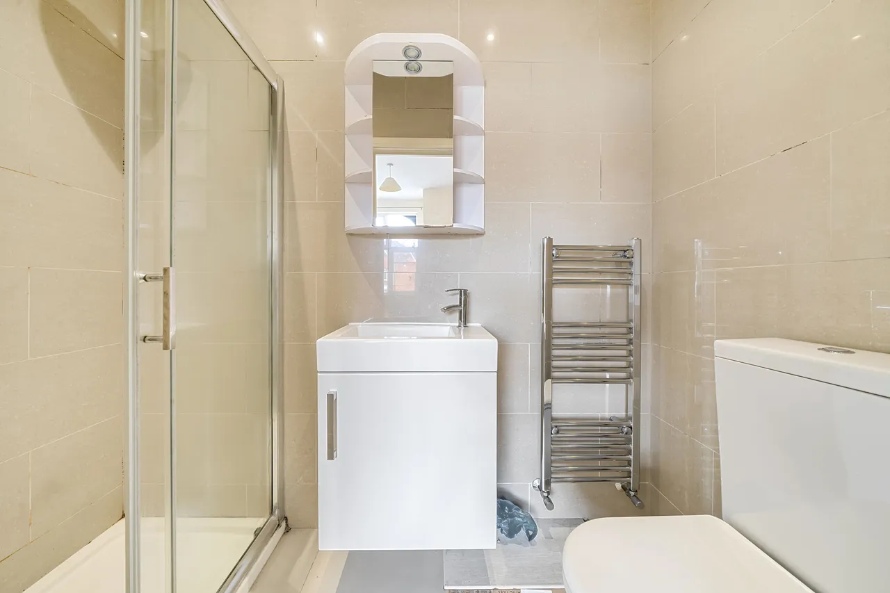 Flat B, 163 Mitcham Lane, London, photo 11