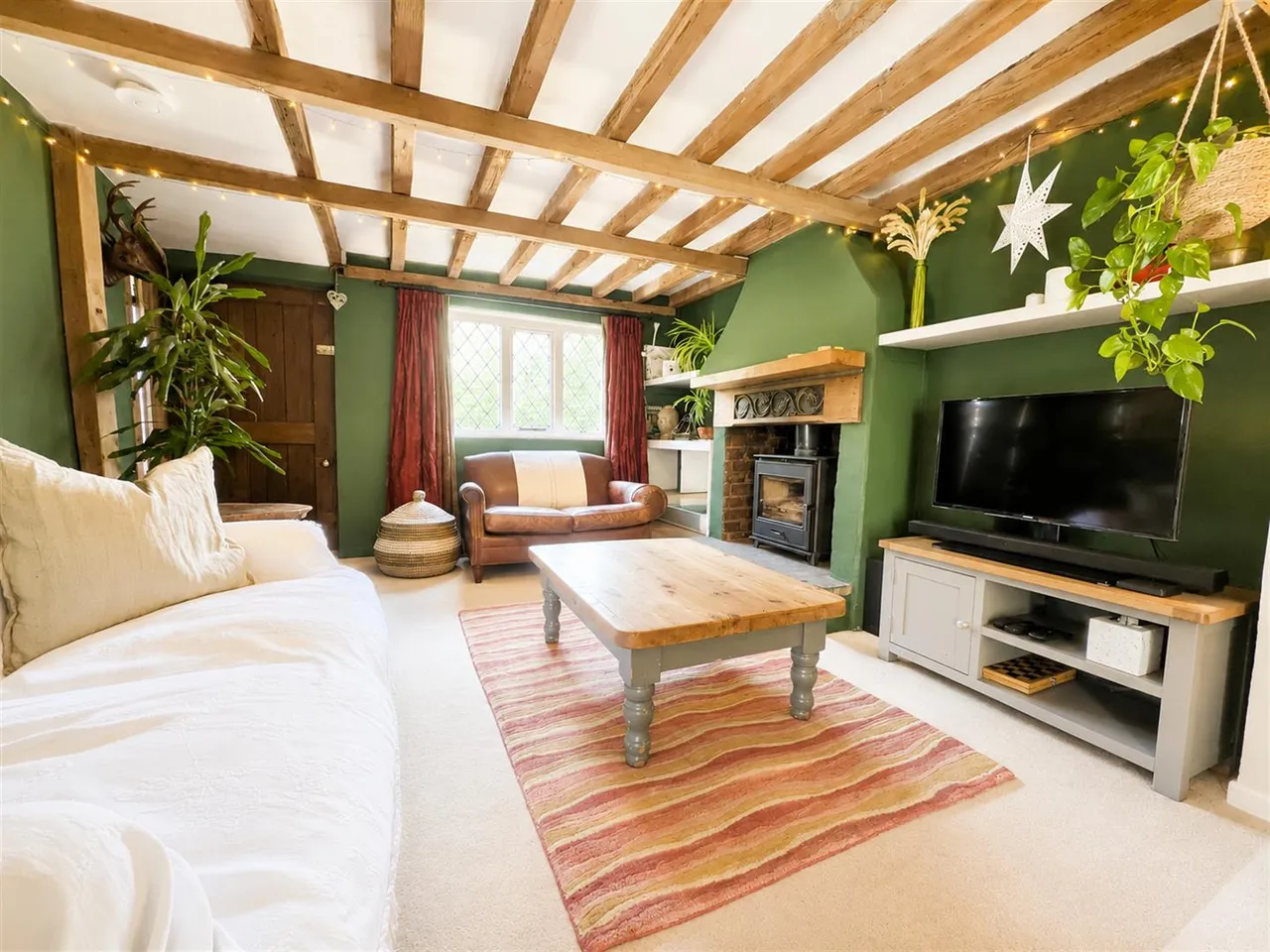 Lewes Road, Ridgewood, Uckfield, TN22 5SL, photo 4