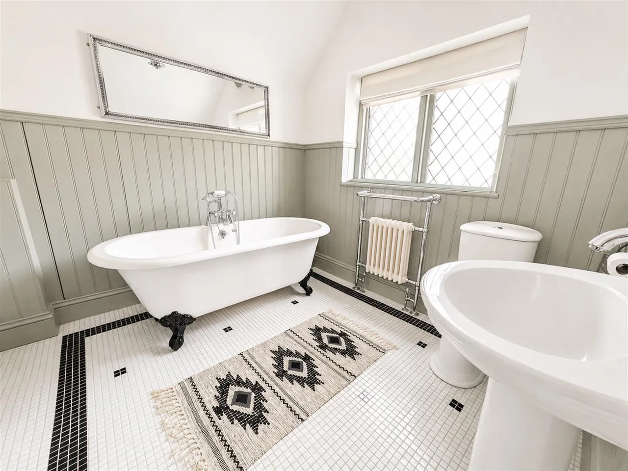 Lewes Road, Ridgewood, Uckfield, TN22 5SL, photo 13