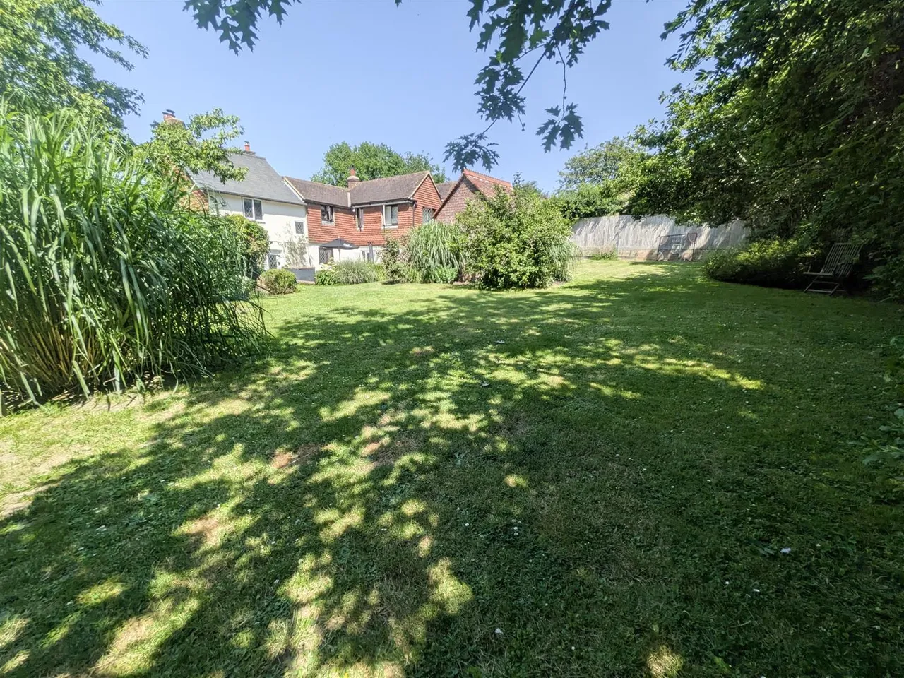 Lewes Road, Ridgewood, Uckfield, TN22 5SL, photo 25