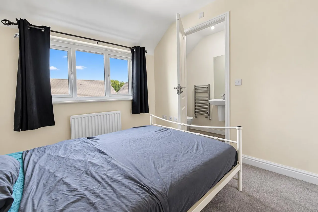 Pattingham Drive, Tamworth, B77, photo 8