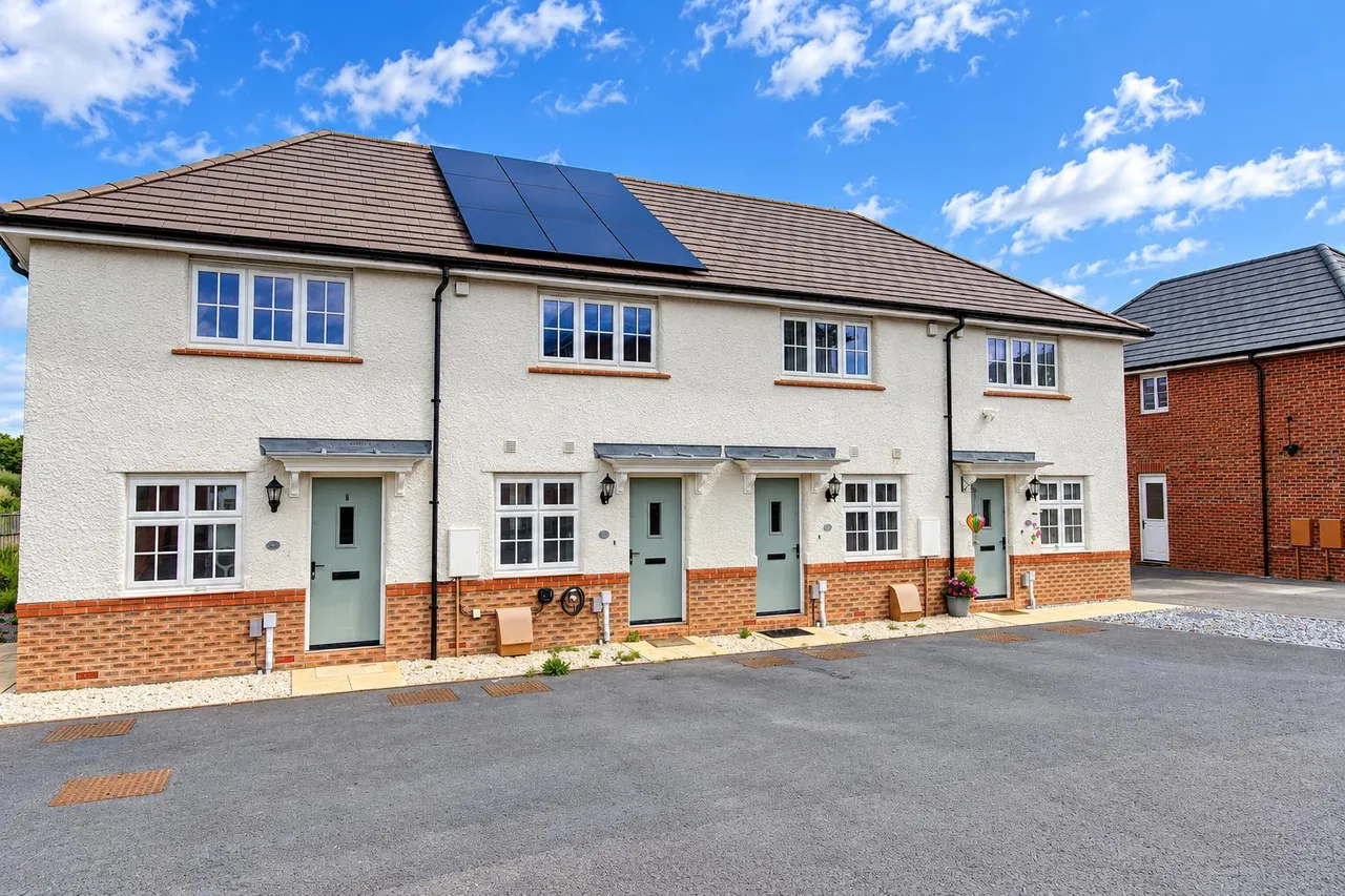 2 bed house for sale, Pattingham Drive, Tamworth, B77