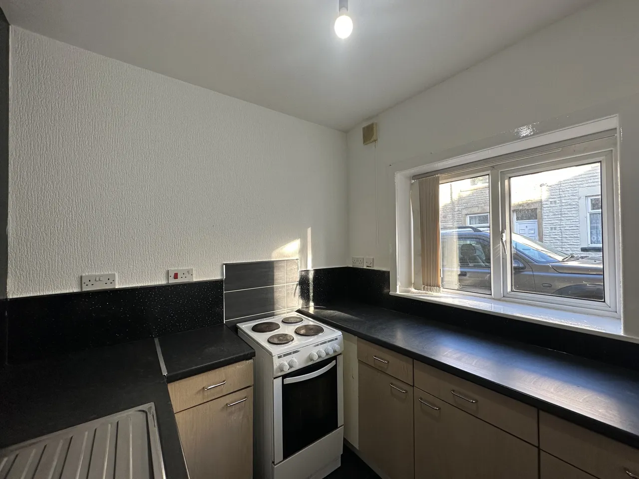 Chapel House, Burnley, BB11, photo 4