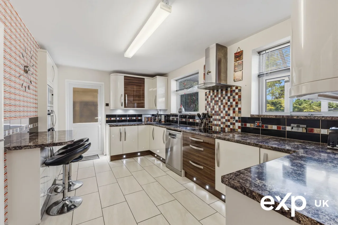Swinton Rise, Ravenshead, photo 7
