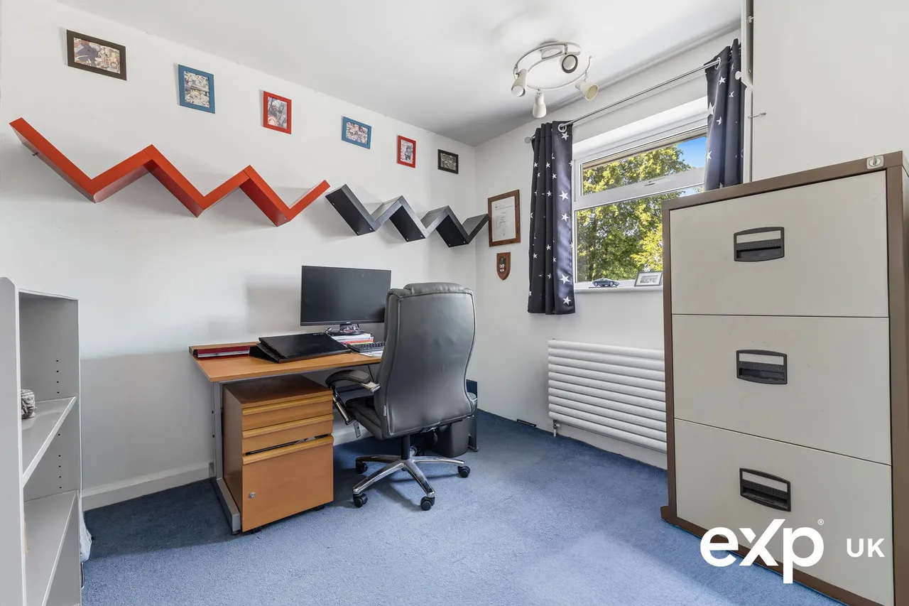 Swinton Rise, Ravenshead, photo 25