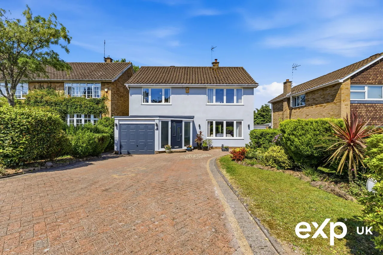 4 bed house for sale, Swinton Rise, Ravenshead