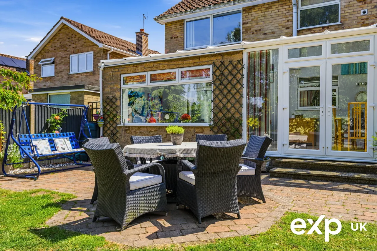 Swinton Rise, Ravenshead, photo 31