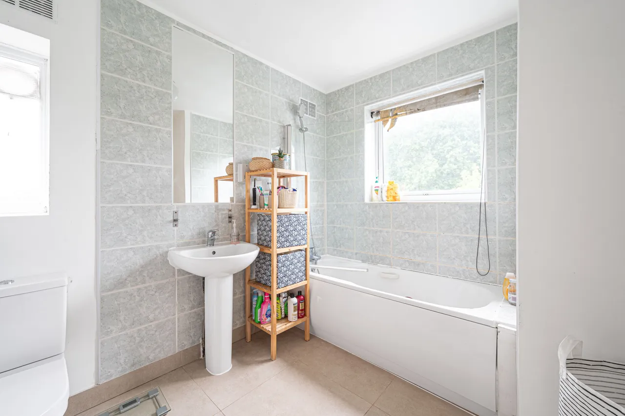 28 Linkside, London, photo 8