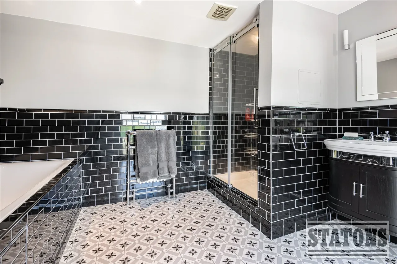 Essendon Place, Essendon, Hatfield, Hertfordshire, AL9 6GZ, photo 53
