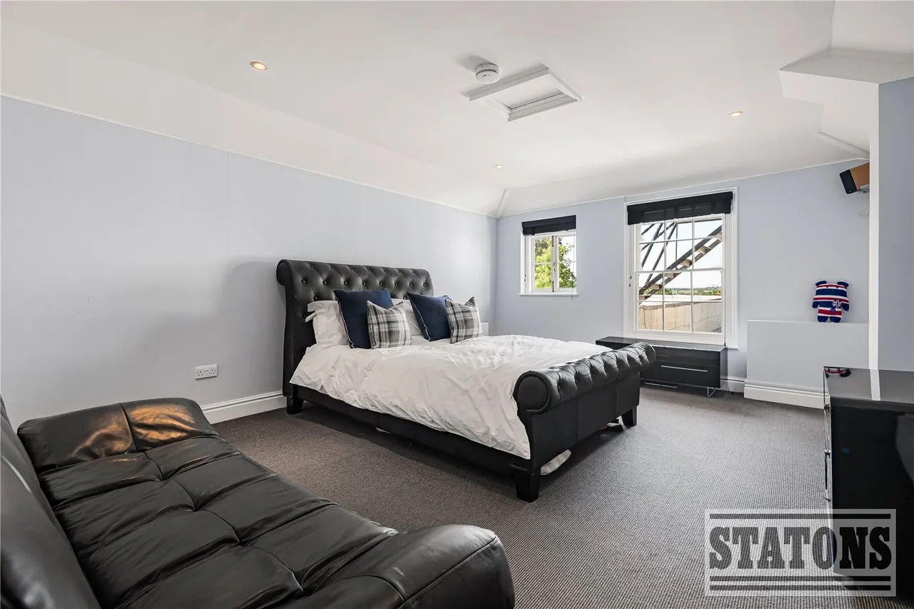 Essendon Place, Essendon, Hatfield, Hertfordshire, AL9 6GZ, photo 55