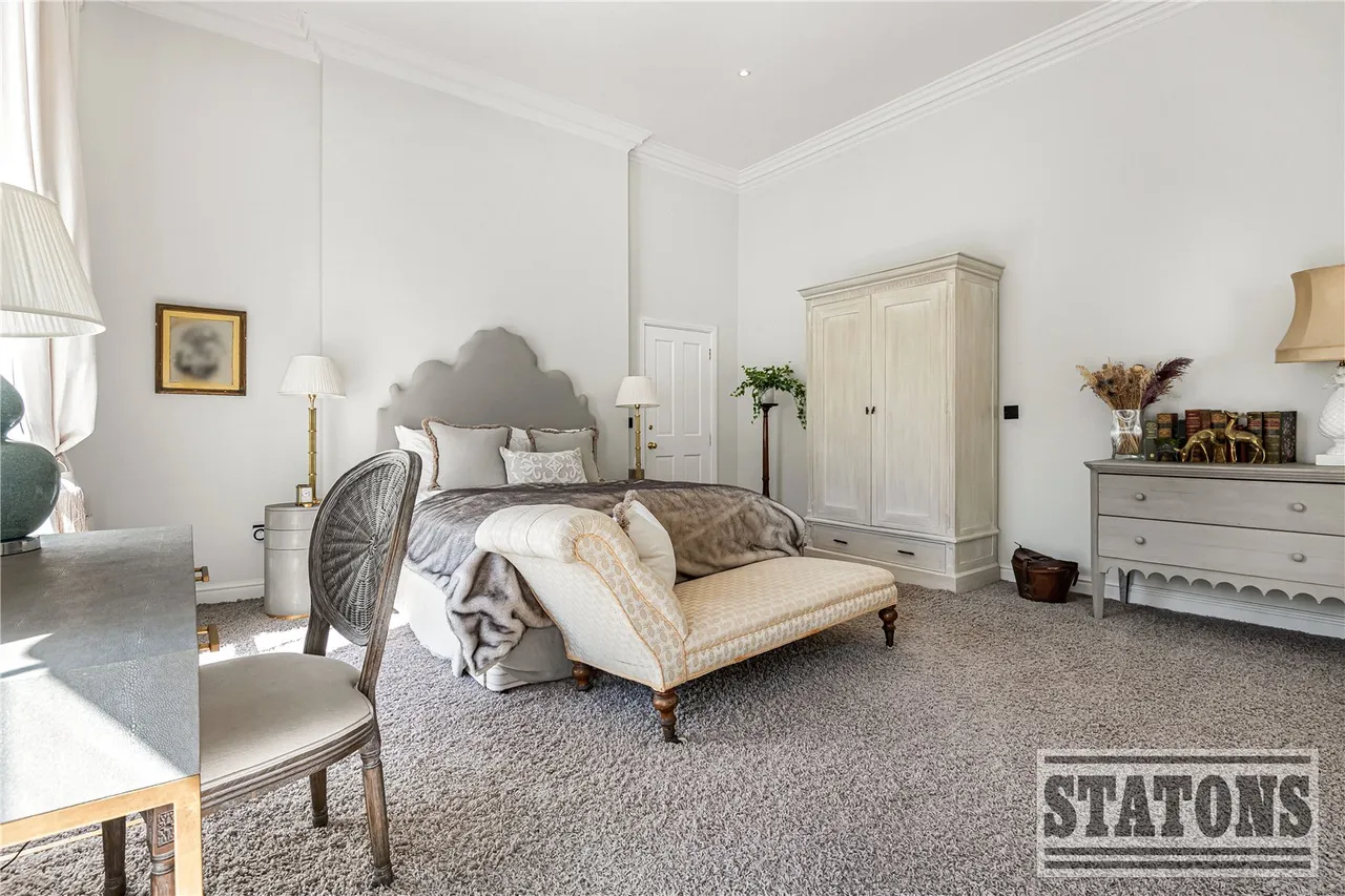 Essendon Place, Essendon, Hatfield, Hertfordshire, AL9 6GZ, photo 45