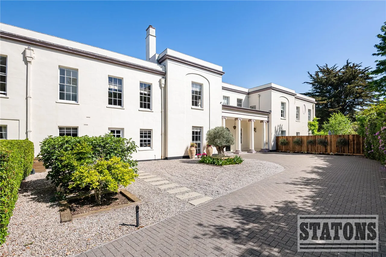 Essendon Place, Essendon, Hatfield, Hertfordshire, AL9 6GZ, photo 62
