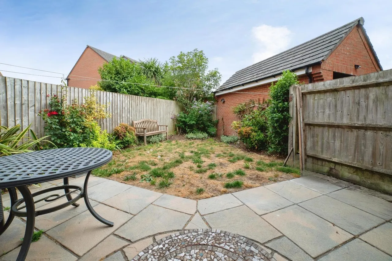 Topaz Crescent, Sutton-in-Ashfield, Nottinghamshire, NG17, photo 19