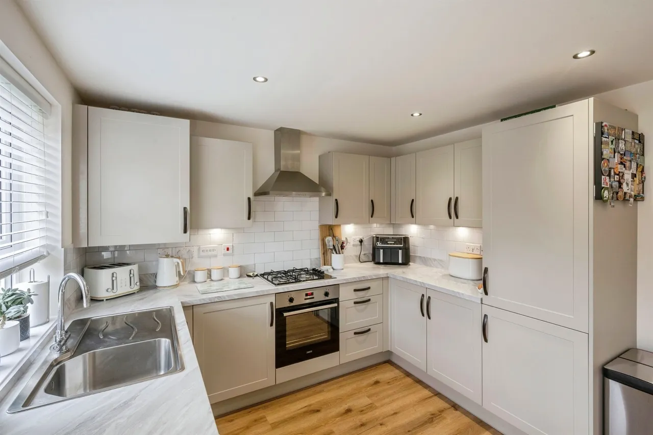 Farmhouse Drive, Hatfield, DN7, photo 2