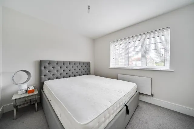 Champlain Street, Reading, RG2, photo 11