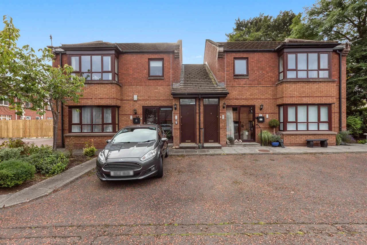 2 bed flat for sale, Cabin Hill Mews, Belfast, BT5