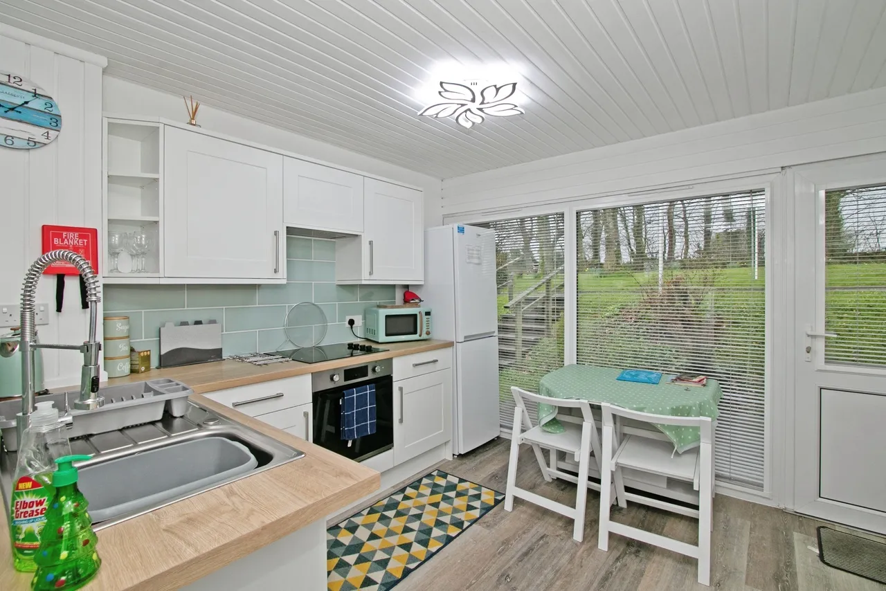 Manor Villas, Atlantic Reach, TR8, photo 5