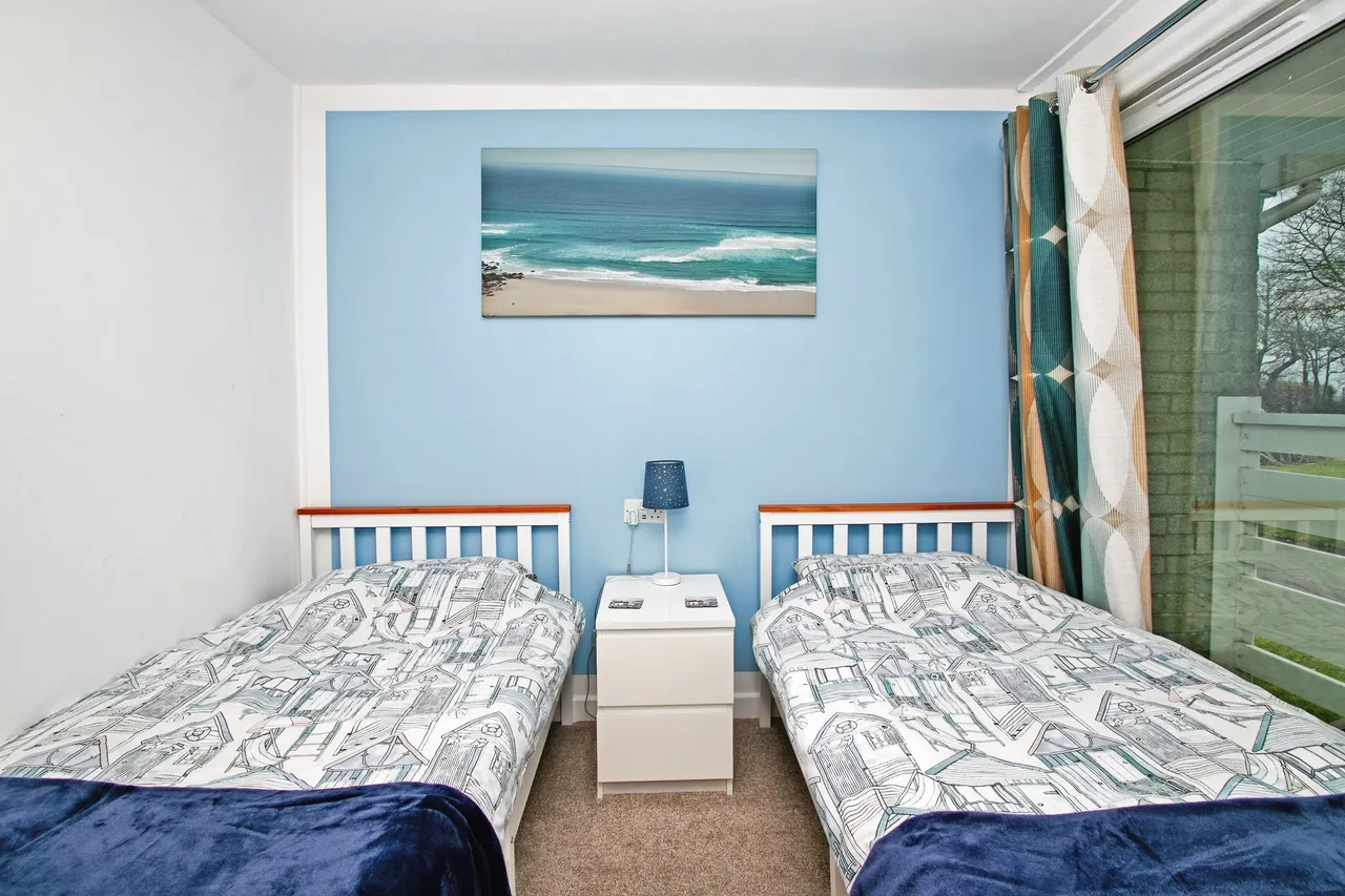 Manor Villas, Atlantic Reach, TR8, photo 9