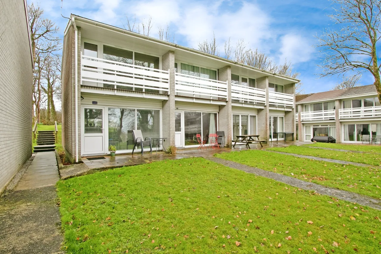 2 bed house for sale, Manor Villas, Atlantic Reach, TR8