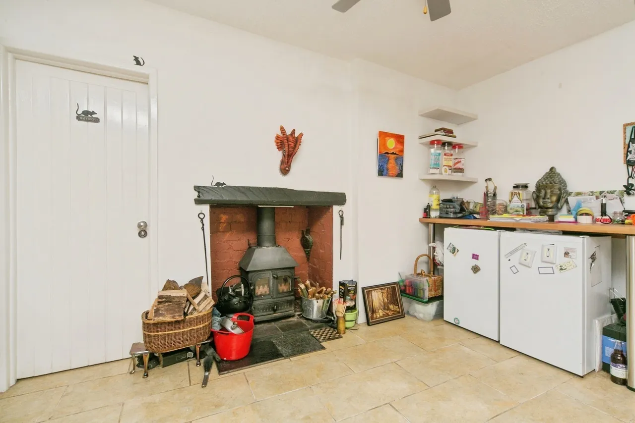 Aberdesach, Caernarfon, LL54, photo 5