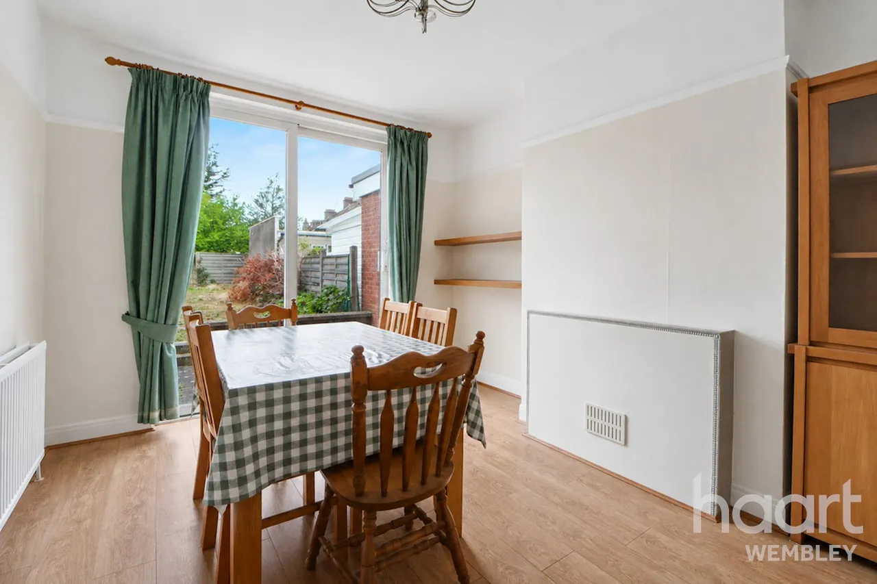 Dunster Drive, London, NW9, photo 5